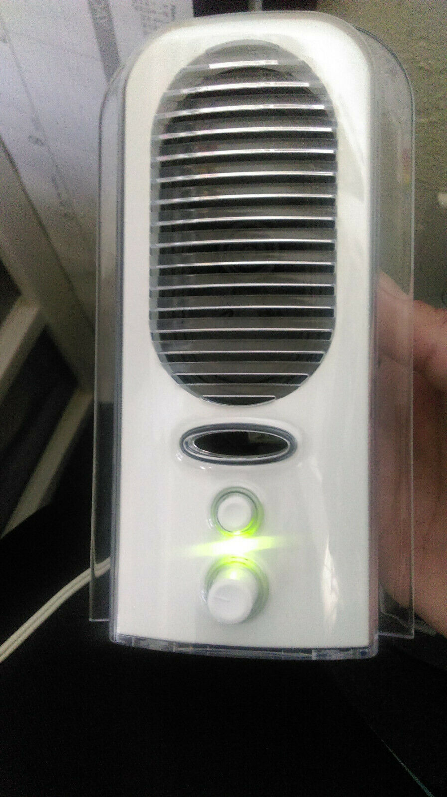 NEW White Multimedia Plug N Play MP3,Cellphone,TV & Computer PC Speakers LS3020