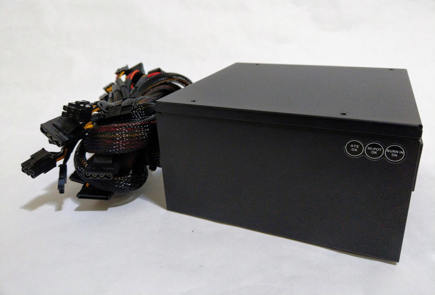 AZZA Titan PSAZ-1000-A14S 1000W 4x PCI-E ATX/EPS 12V 80+ Bronze SLI Gaming PC Power Supply, 1000-Watt 1KW PSU