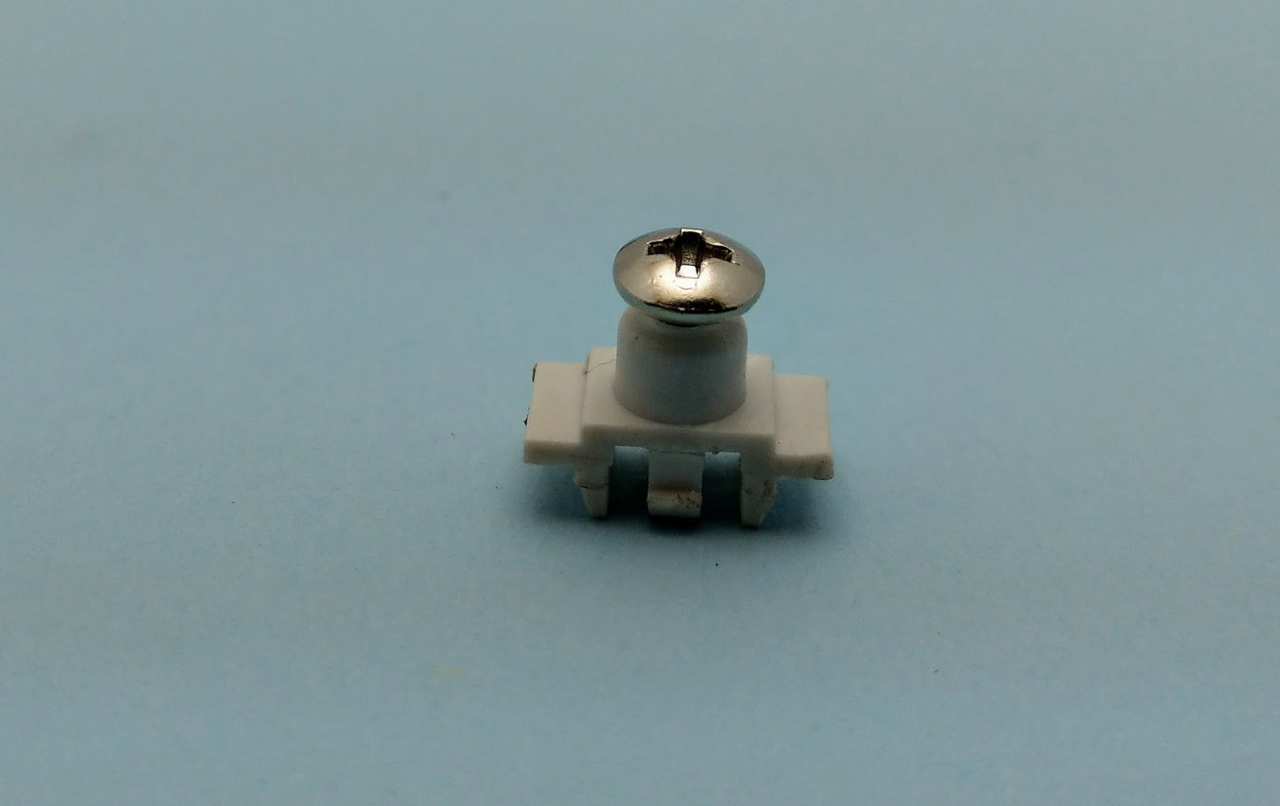 NEW Lot of 30: Snap In Clip Type Standoff /Screw for PC ATX Motherboard Mounting