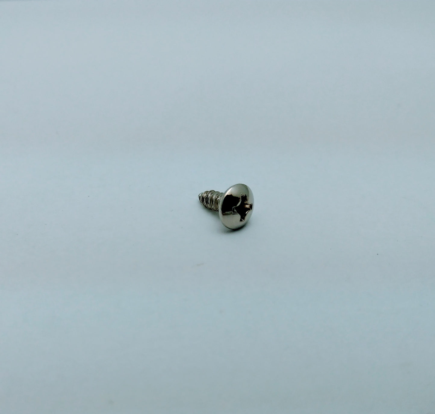 NEW Lot of 30: Snap In Clip Type Standoff /Screw for PC ATX Motherboard Mounting