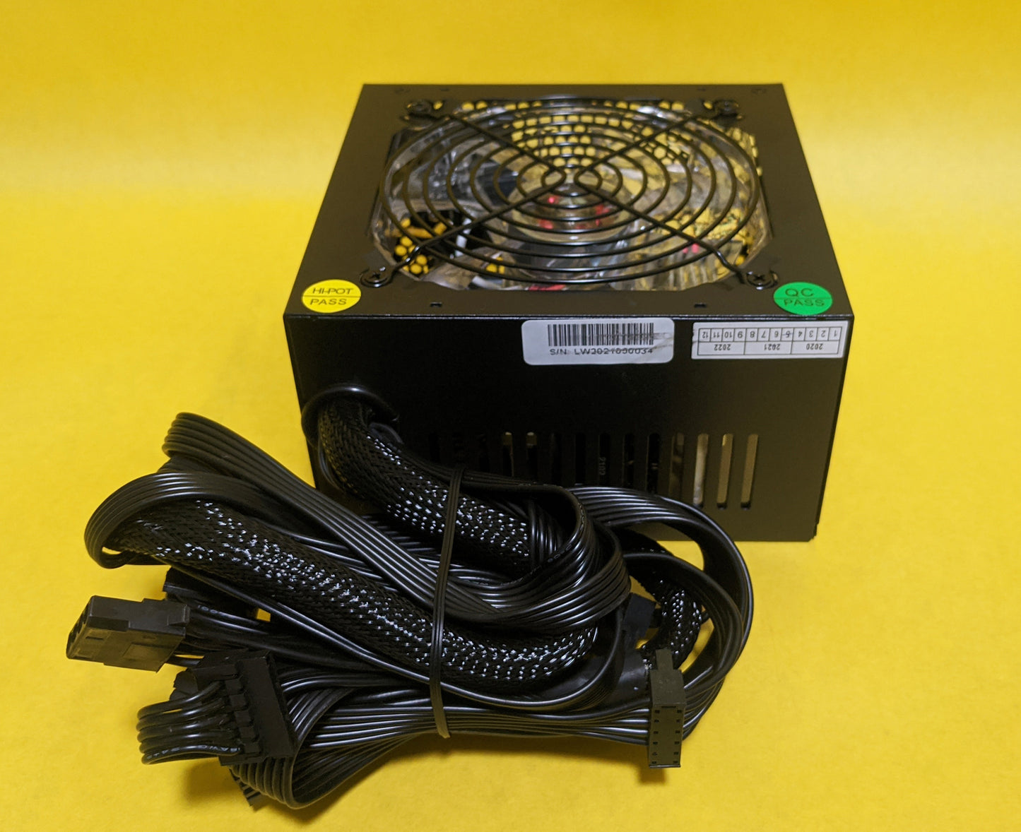 SHARK ATX-1000-LED Quiet LED Fan 1000W Gaming PC PCIe Power Supply ATX/EPS 12V