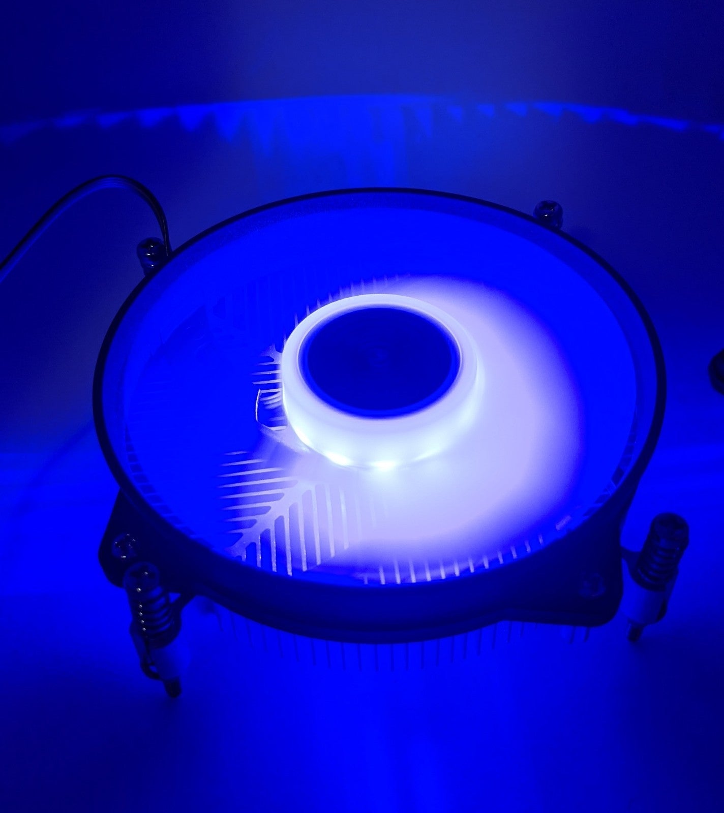 HIGH POWER® Low Profile Blue LED Intel Socket LGA1700 for i7/i5/i3/i9 CPU Cooler