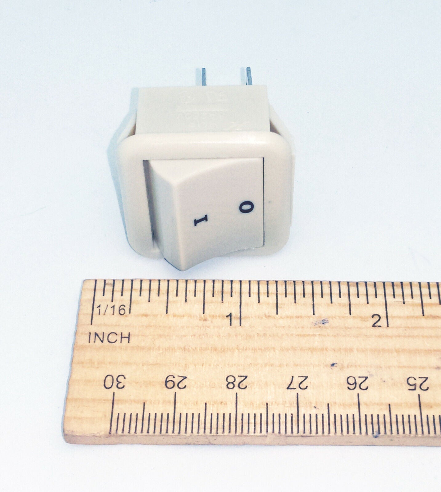 Lot 50: HMR 4-pin Rocker ON/OFF UL AT PC Switch 8A @ 250V 4P DPST
