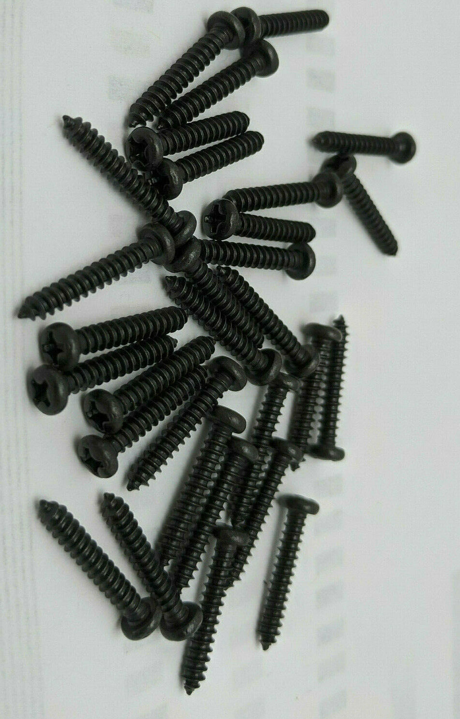 LOT 100: M3 X 20mm Black Steel Phillips Pan Head Self Tapping Sheet Metal Screws