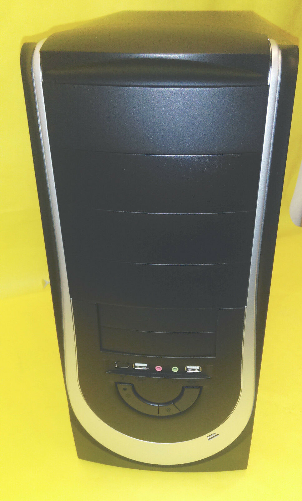 Linkworld 3131-11-c2228u Black & Silver Steel 250mm LED Side Panel Fan Mid Tower ATX Gaming PC Case