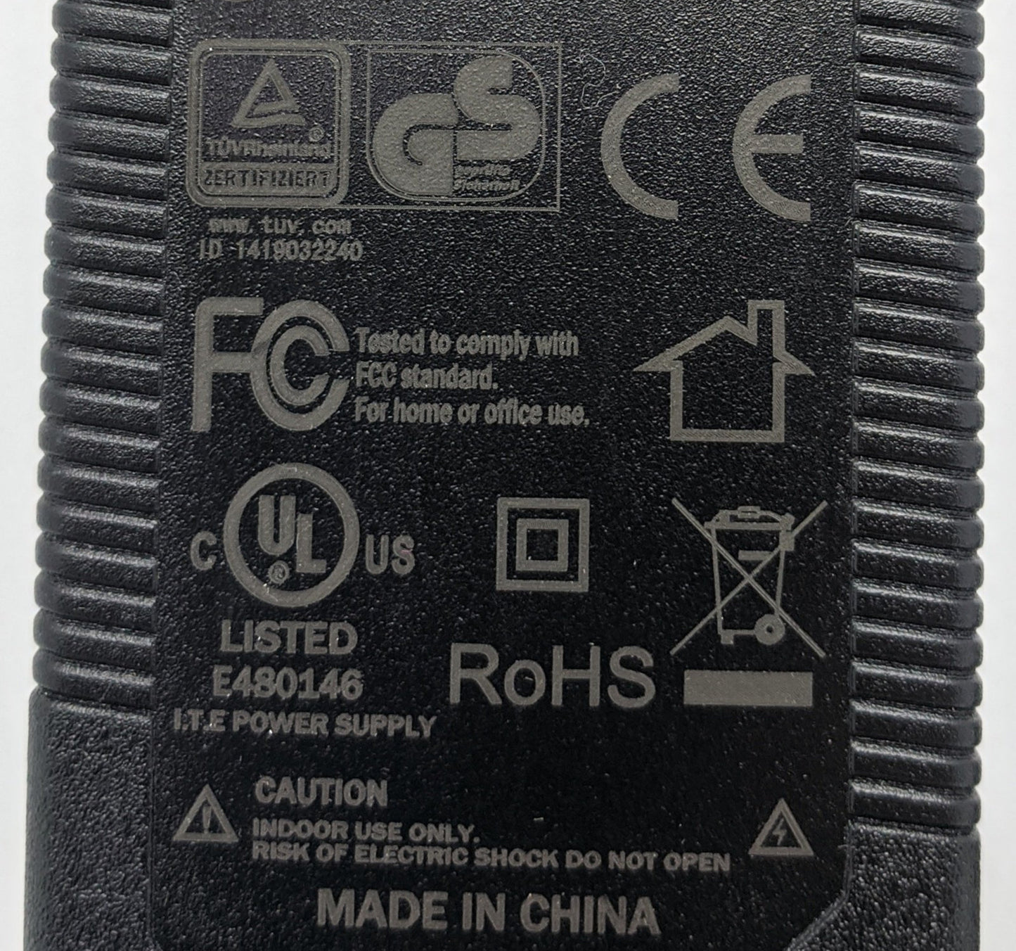 HIGH POWER® HPA-601250U3  REV: A36 60W Energy-Efficient Fanless Level VI LCD Monitor / TV AC Adapter / Mini ITX 12V PC Power Supply