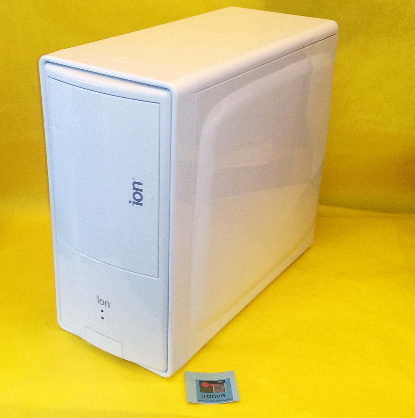 NEW Sleek White Glossy Steel, Blue Front LED Border Mid Tower ATX Gaming PC Case