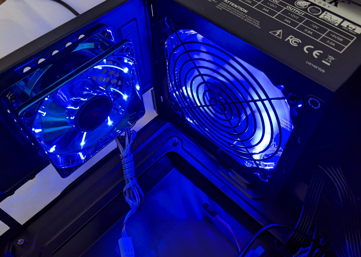 NEW Black MicroATX USB 3.0 PC Tower Case w/ SHARK 1000W LED Power Supply (LED Fan) & 80mm Enermax Blue LED Case Fan