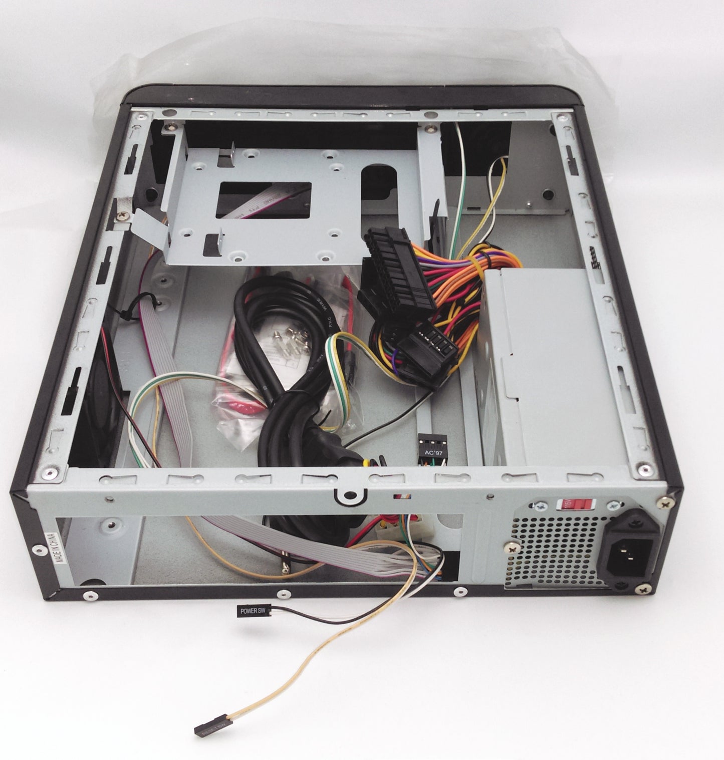 NEW Compact Quiet Mini-ITX Media Center HTPC Case w/ 200W LPX2 Power Supply